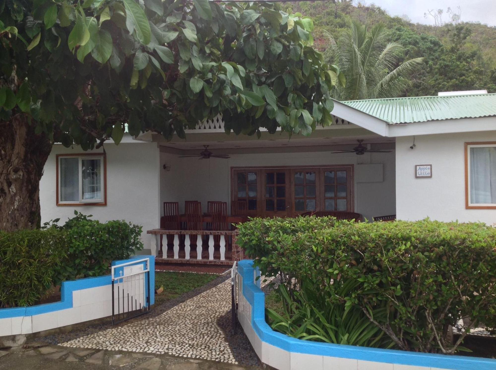 Sea View Lodge Baie Sainte Anne Eksteriør bilde