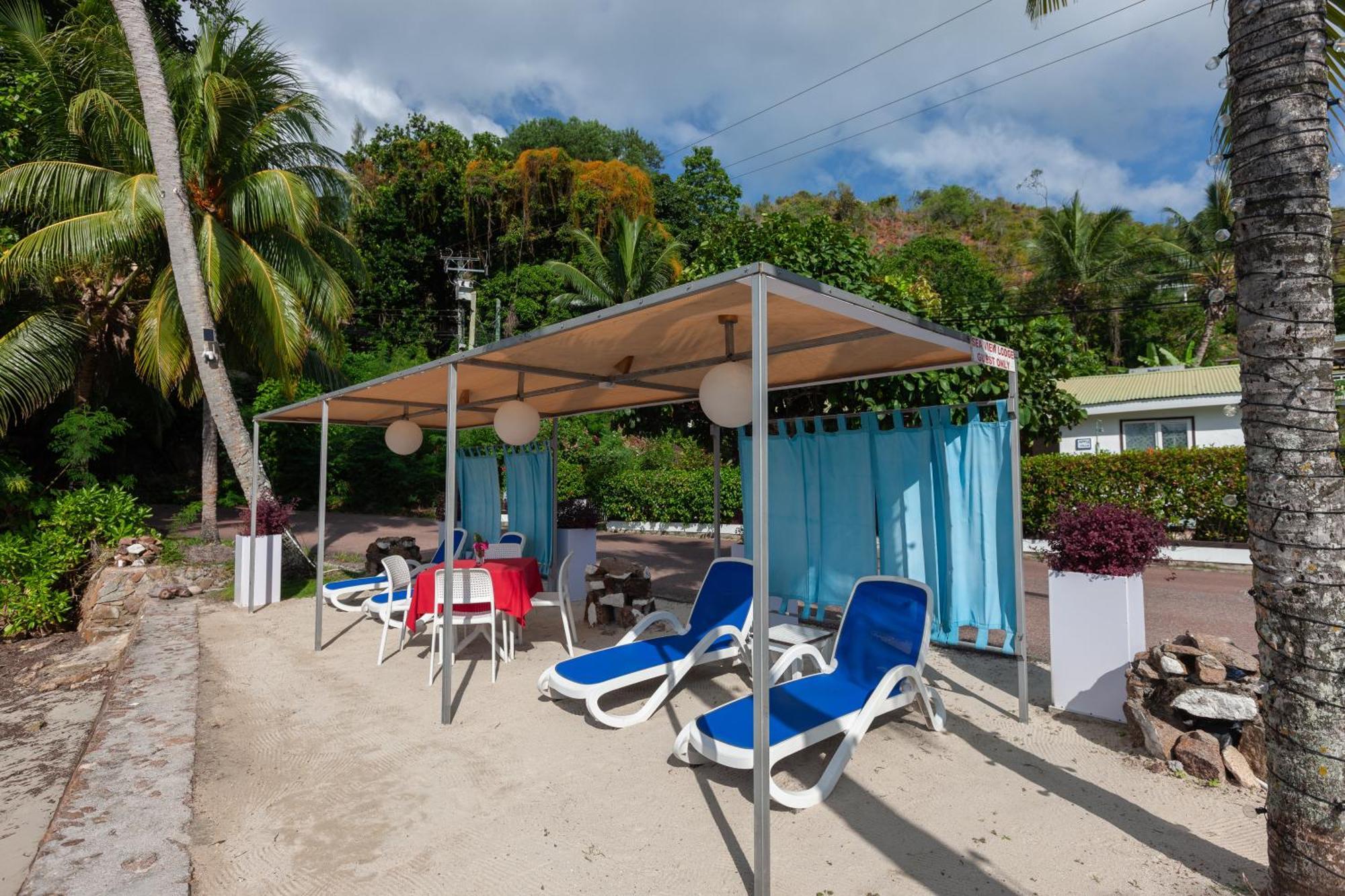 Sea View Lodge Baie Sainte Anne Eksteriør bilde